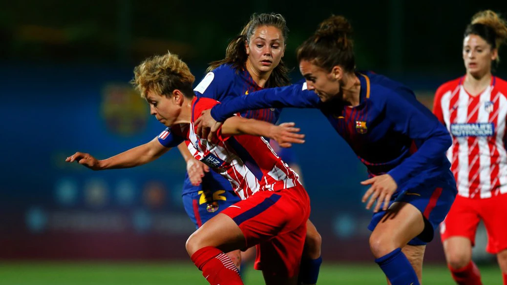 Amanda Sampedro, ante el Barcelona