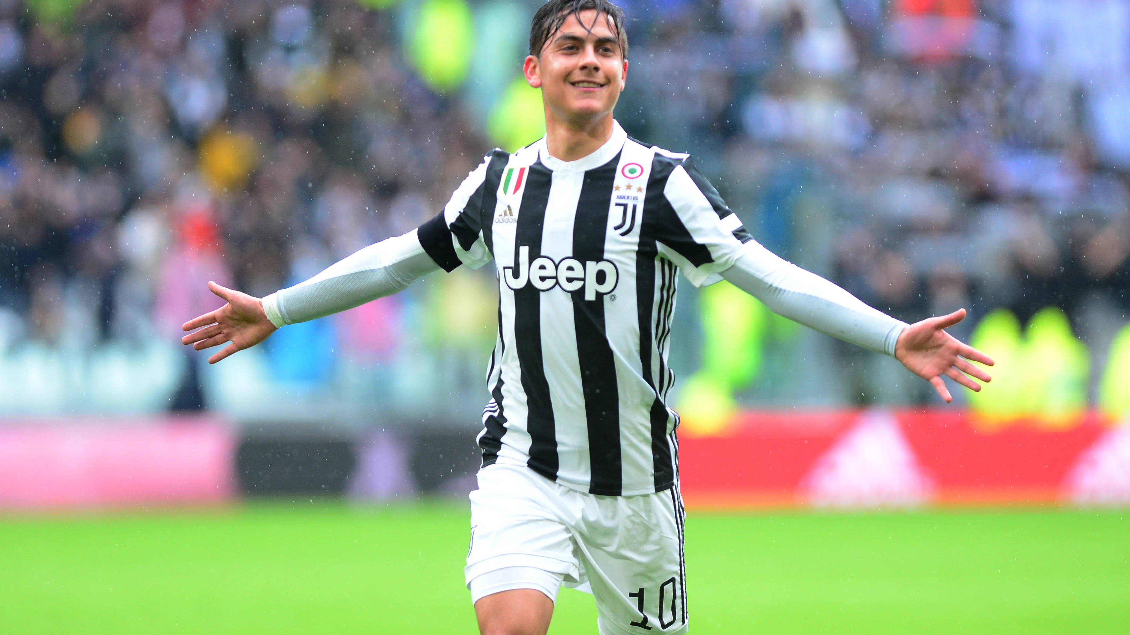 Dybala celebrando un gol