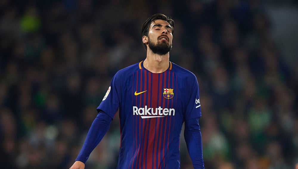 André Gomes, en un partido con el Barcelona