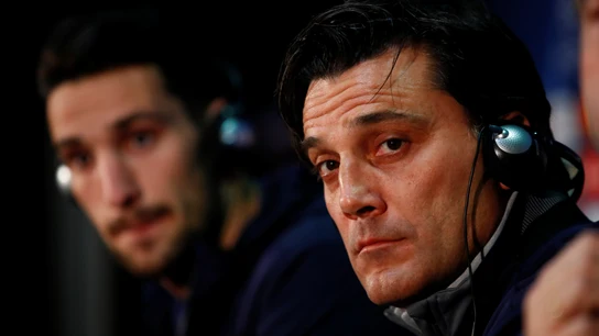 Montella, durante la rueda de prensa Montella, durante la rueda de prensa