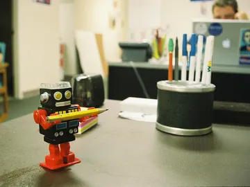 Mini robot Mini robot