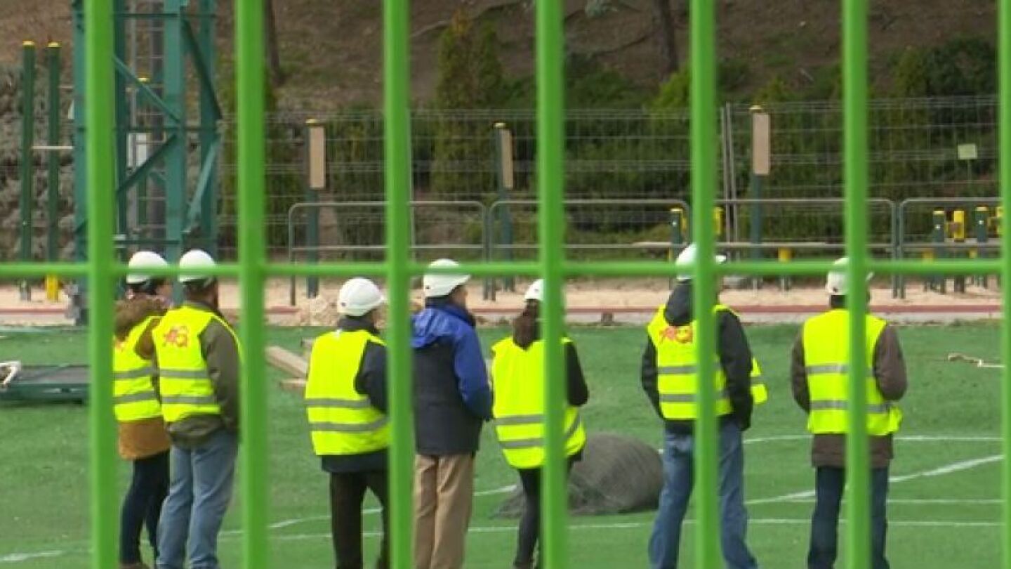 Derribo del campo de golf que levant&oacute; Aguirre
