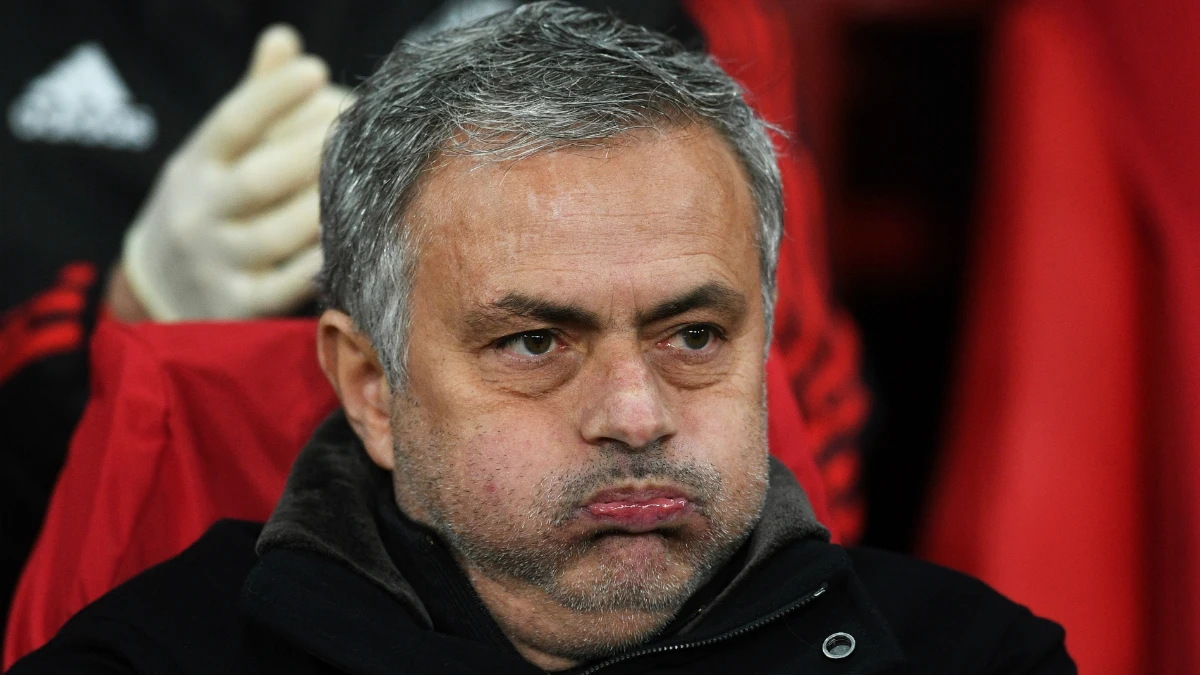 Mourinho, en el banquillo del United