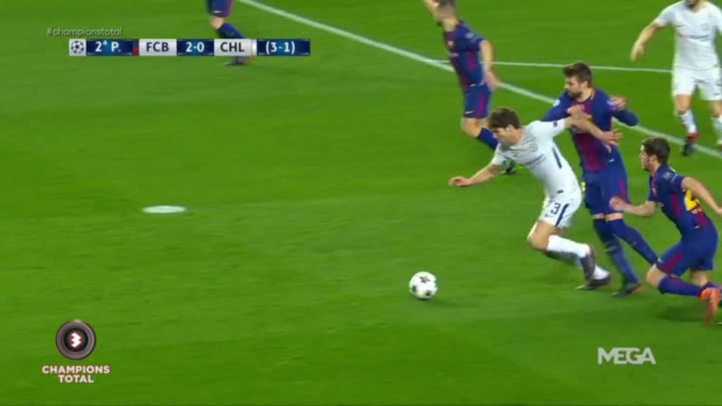 El posible penalti de Piqu&eacute; sobre Marcos Alonso