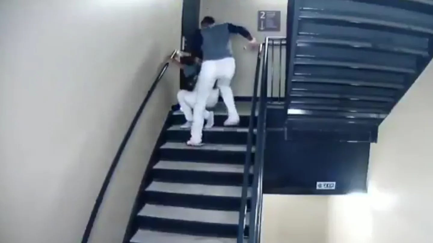 Danry Vásquez, agrediendo a su novia Danry Vásquez, agrediendo a su novia