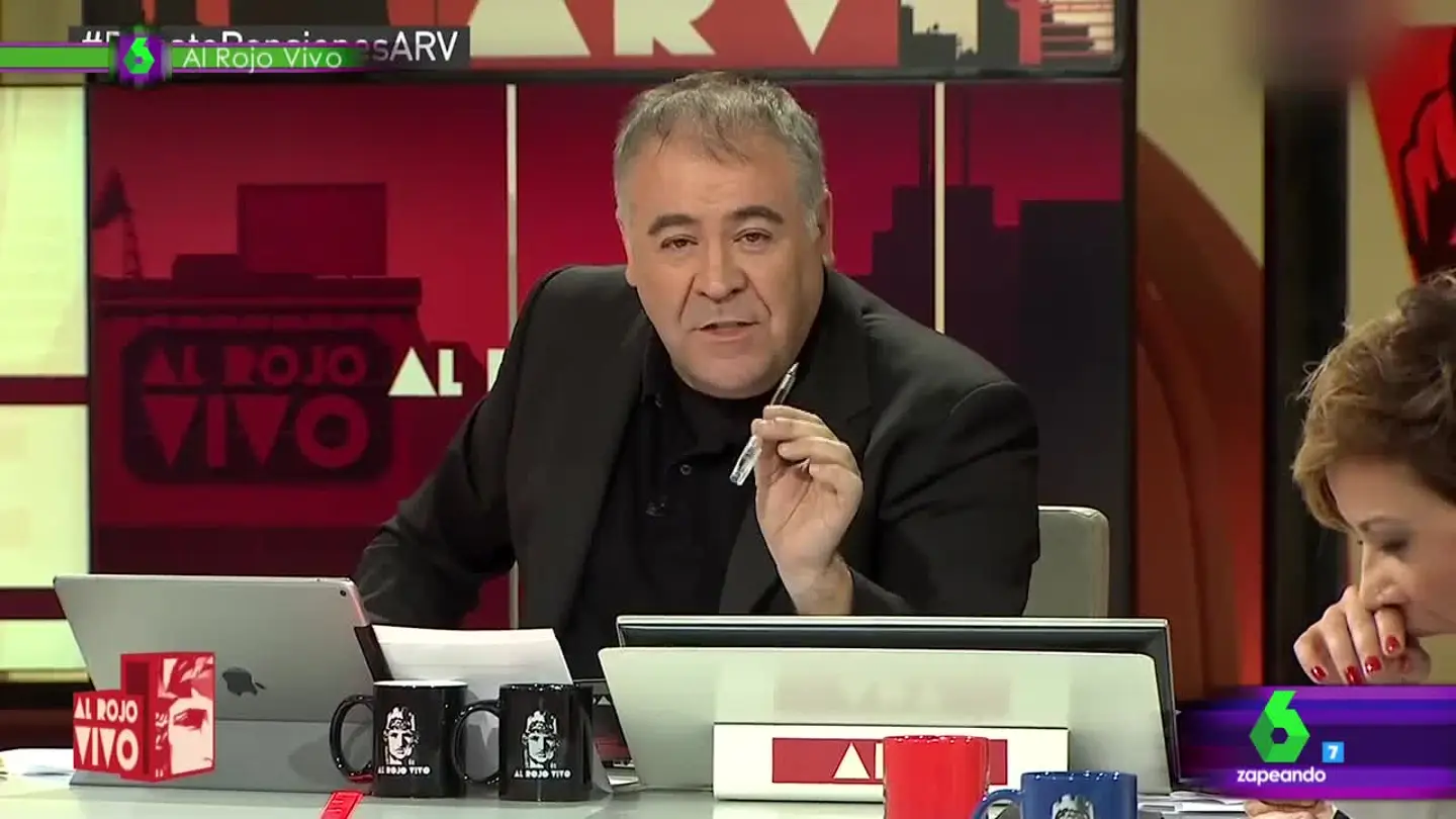 La pillada de Cristina Pardo bostezando en pleno directo de Al Rojo Vivo La pillada de Cristina Pardo bostezando en pleno directo de Al Rojo Vivo