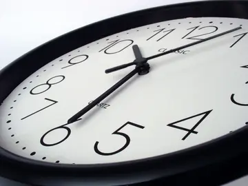 Cambio de hora: Horario de invierno vs horario de verano Cambio de hora: Horario de invierno vs horario de verano
