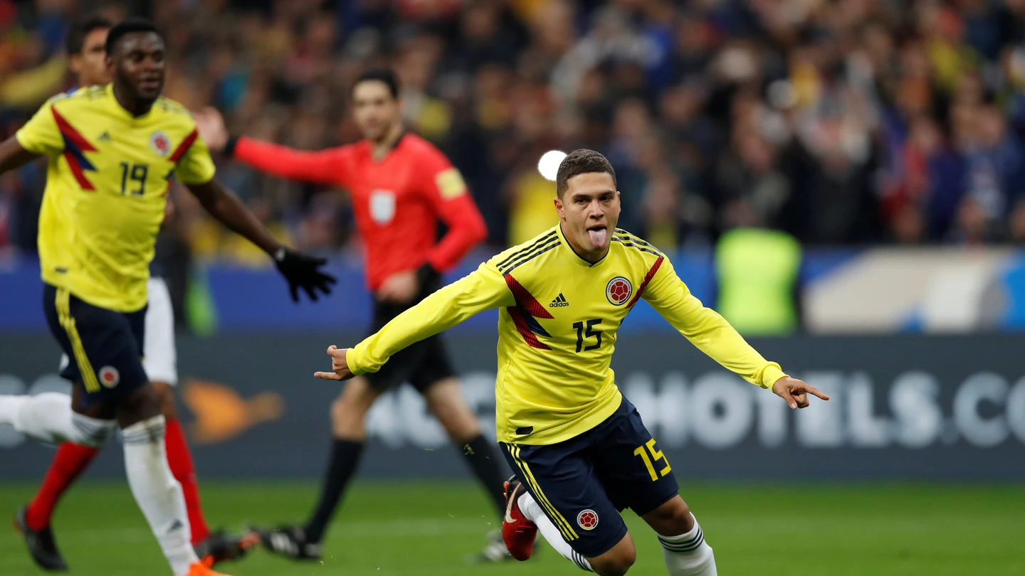 Juan Quintero celebra el gol de la victoria de Colombia en Saint Denis Juan Quintero celebra el gol de la victoria de Colombia en Saint Denis