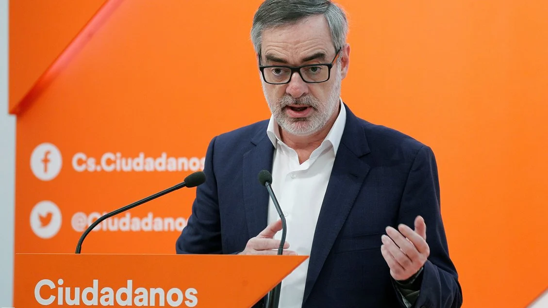 José Manuel Villegas en rueda de prensa