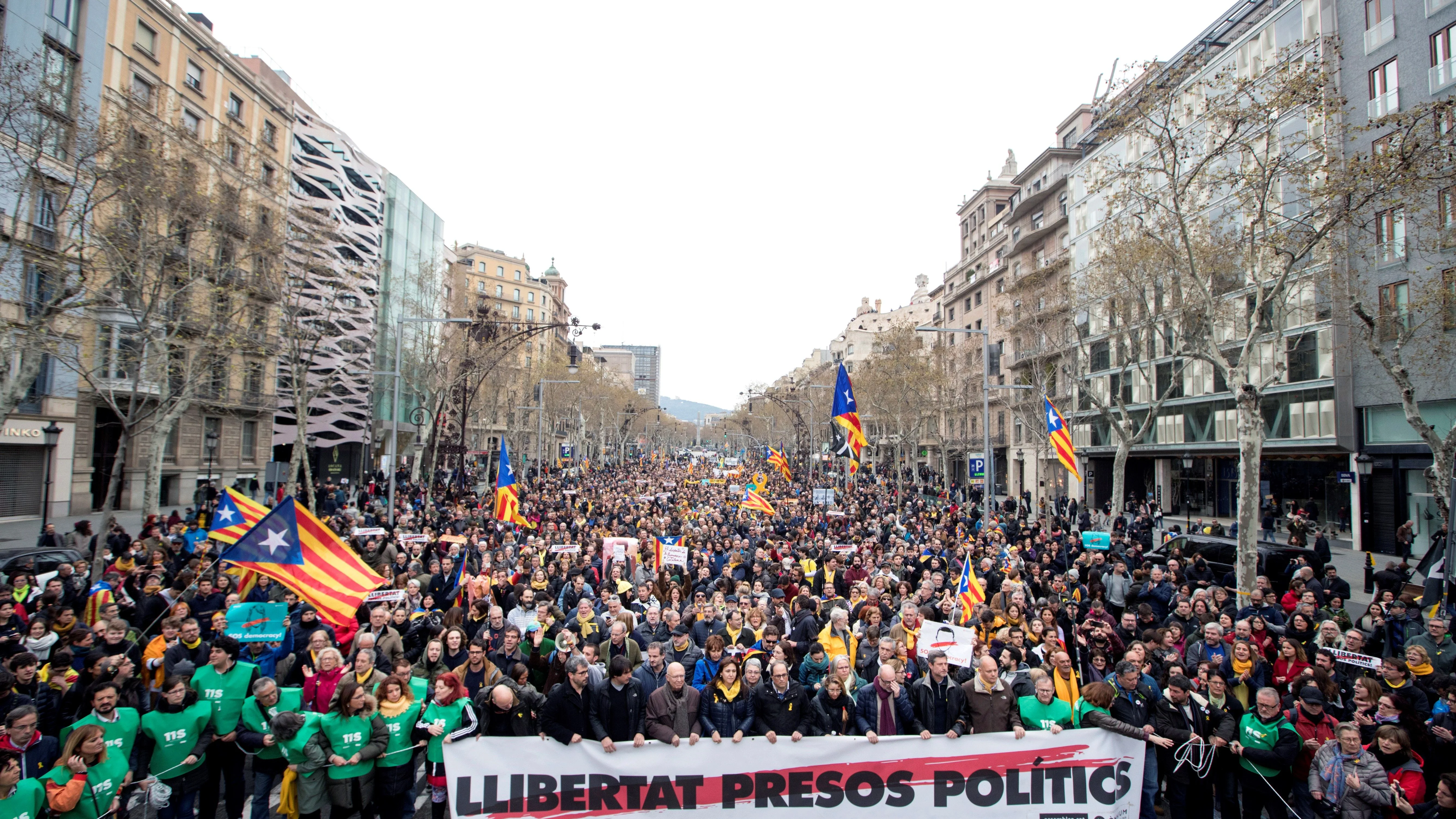 La manifestación convocada por la ANC en protesta por la detención en Alemania de Carles Puigdemont