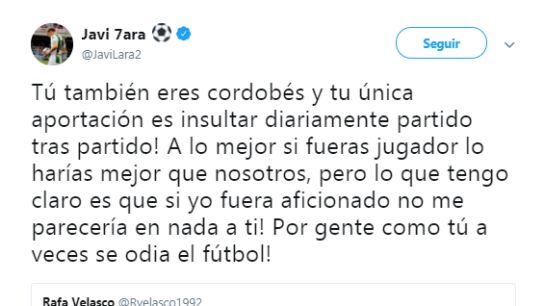 Javi Lara respondiendo un comentario de un aficionado