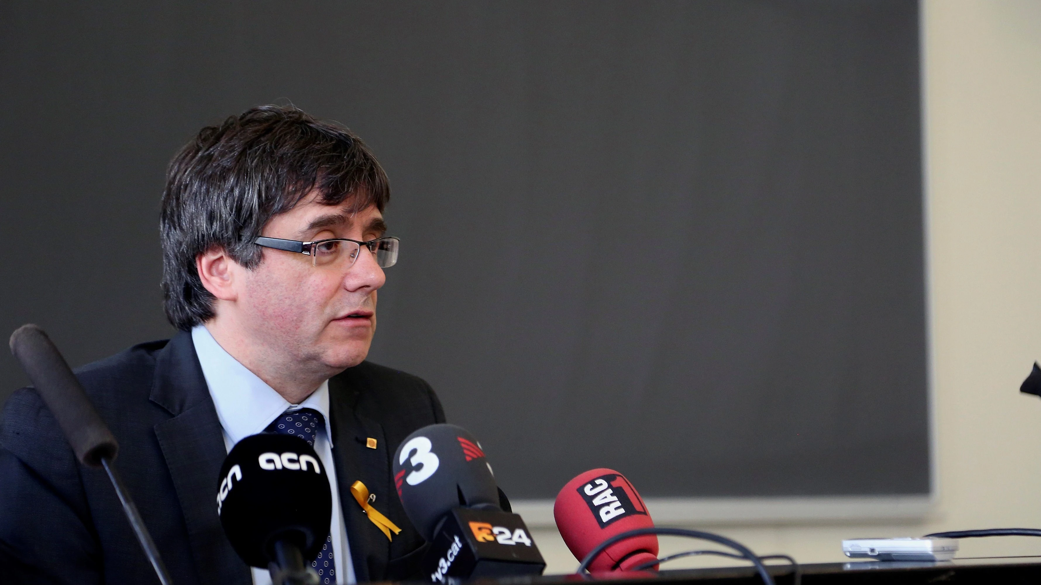 El expresidente catalán Carles Puigdemont durante la rueda de prensa ofrecida tras pronunciar una conferencia en la Universidad de Helsinki, el pasado viernes