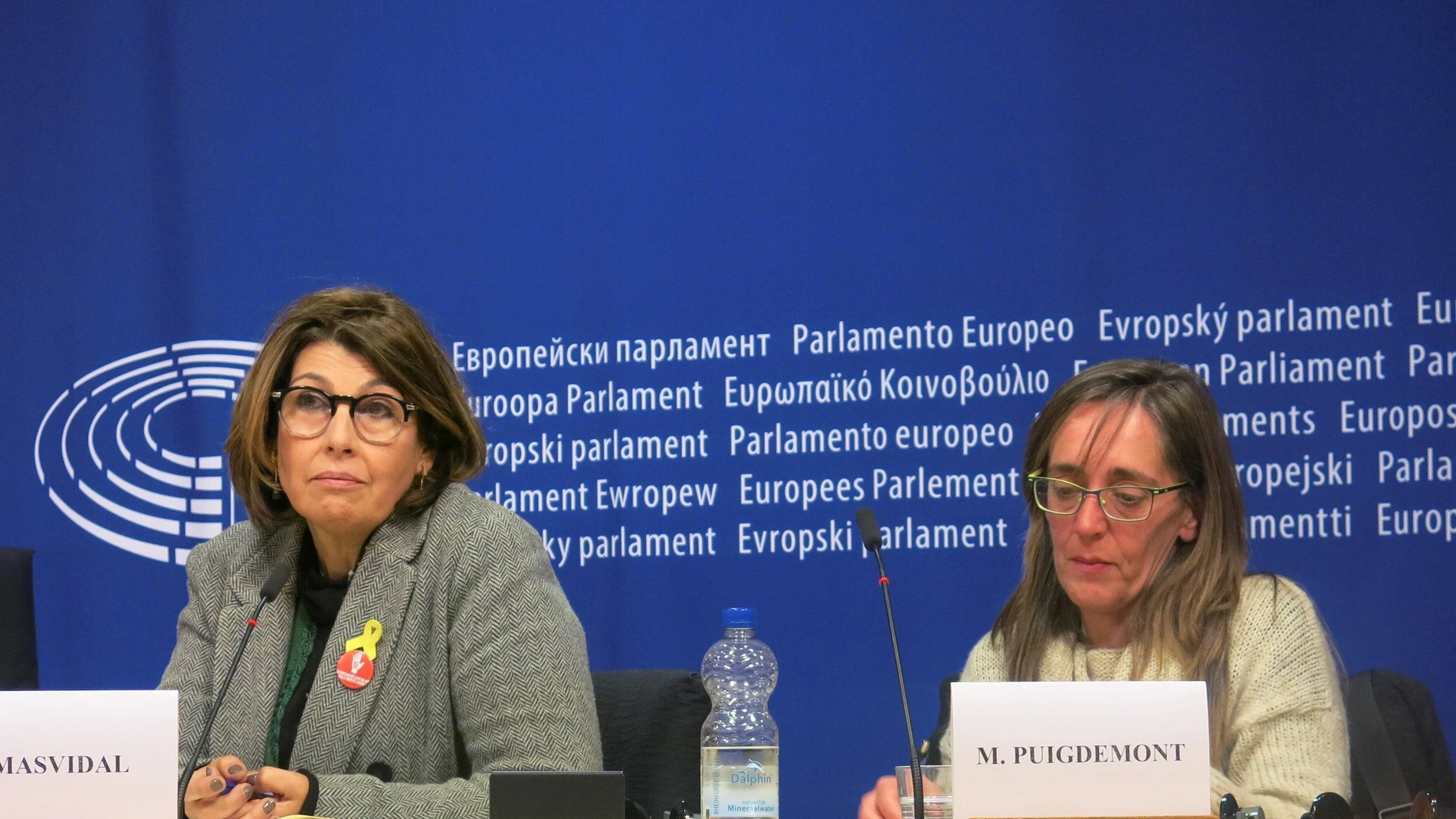 La hermana del expresidente catalán, Monserrat Puigdemont, y Laura Masvidal