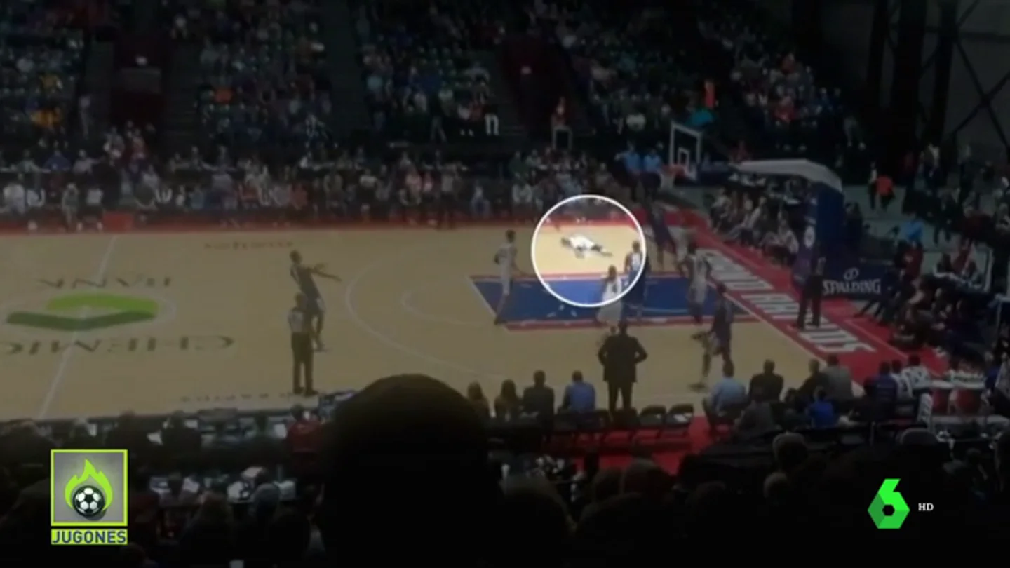 Muere un jugador de la G-League tras desmayarse en pleno partido Muere un jugador de la G-League tras desmayarse en pleno partido