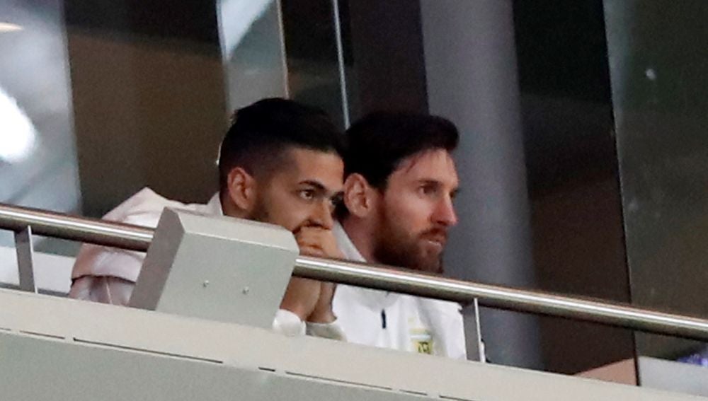 Leo Messi, en un palco del Wanda Metropolitano
