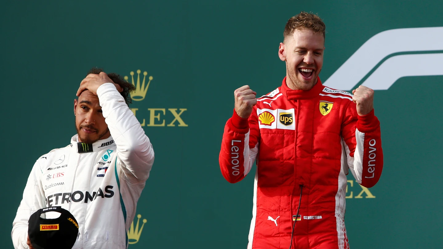 Vettel y Hamilton en el podio de Albert Park Vettel y Hamilton en el podio de Albert Park