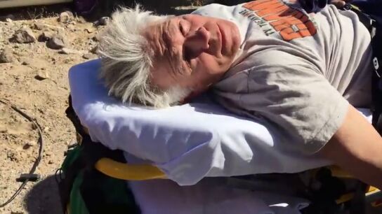 La &uacute;ltima locura de 'Loco' Mike: lanzarse desde 500 metros en un cohete para demostrar que la Tierra es plana