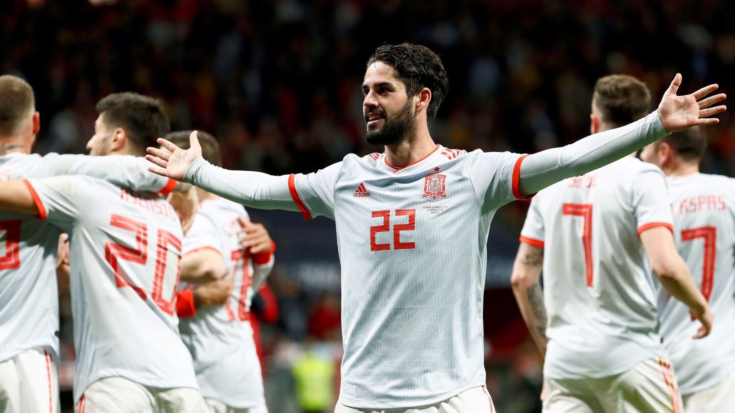 Isco Alarc&oacute;n celebra un gol ante Argentina