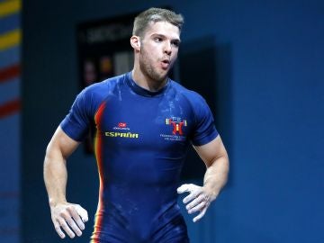 El español David Sánchez tras un levantamiento en la categoría de 69 kilos de los Campeonatos Europeos de Halterofilia 2018 El español David Sánchez tras un levantamiento en la categoría de 69 kilos de los Campeonatos Europeos de Halterofilia 2018