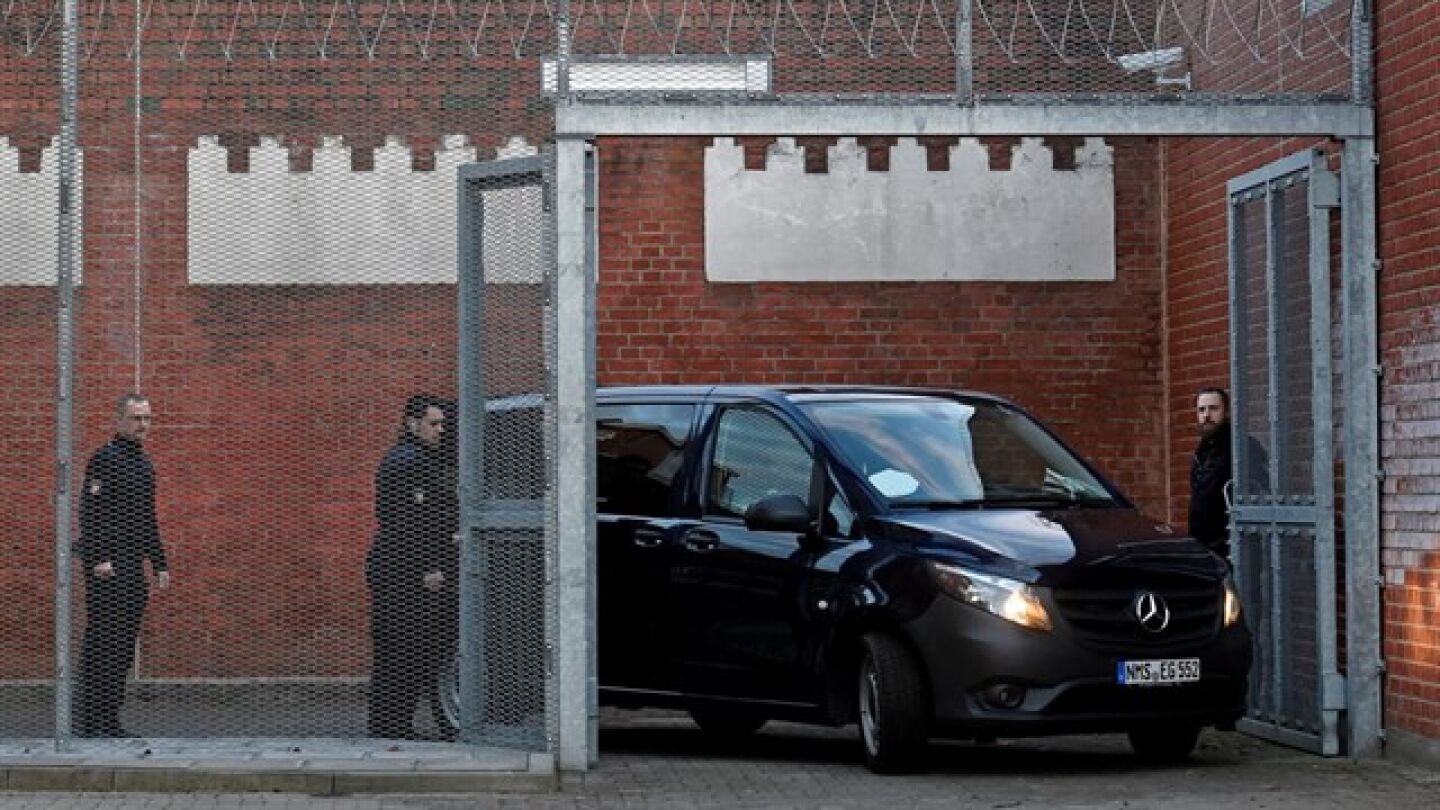 Furgoneta en la que se detuvo a Puigdemont