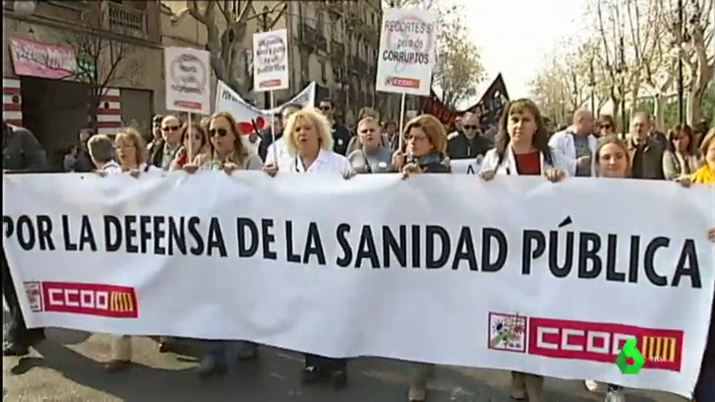Manifestaci&oacute;n en Valencia en contra de la privatizaci&oacute;n de la sanidad