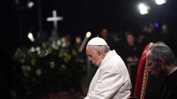 El Papa Francisco preside el Viacrucis en Roma