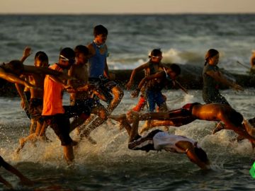 La rumba, una forma de los congoleños de hacer frente a sus adversidades: periodismo que humaniza para entender la otra cara del mundo La rumba, una forma de los congoleños de hacer frente a sus adversidades: periodismo que humaniza para entender la otra cara del mundo