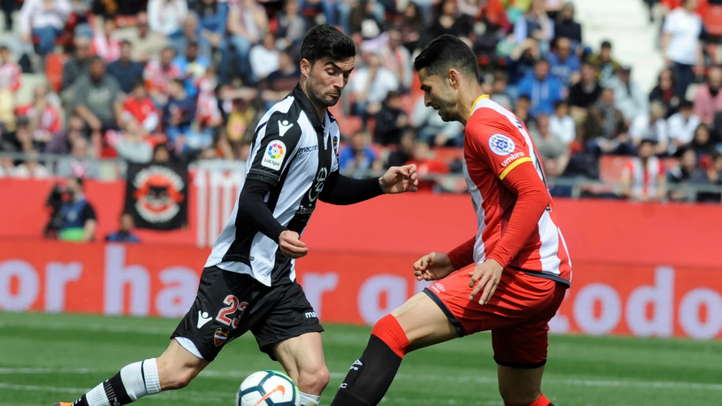 Aday Benítez, ante Aleix García Aday Benítez, ante Aleix García