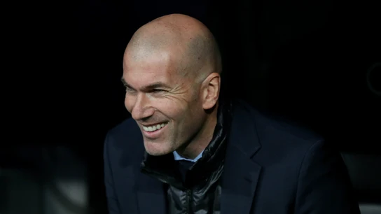 Zidane, sonriente Zidane, sonriente