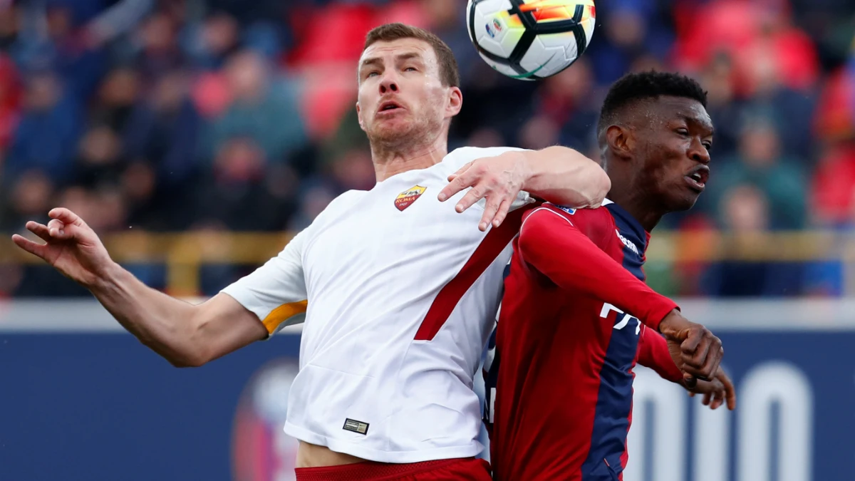 Edin Dzeko, ante el Bolonia Edin Dzeko, ante el Bolonia