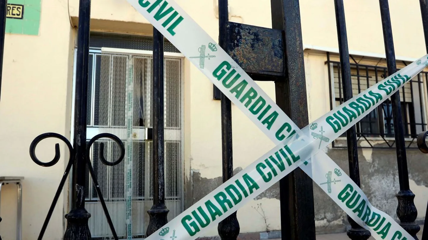 Vivienda precintada por la Guardia Civil en la localidad de Albox Vivienda precintada por la Guardia Civil en la localidad de Albox