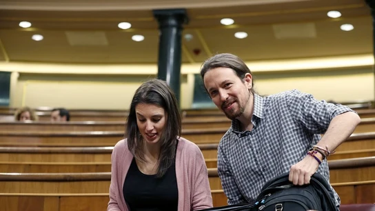 Pablo Iglesias e Irene Montero en el Congreso de los Diputados Pablo Iglesias e Irene Montero en el Congreso de los Diputados