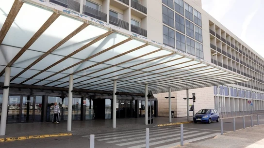 Imagen del hospital de Alzira Imagen del hospital de Alzira