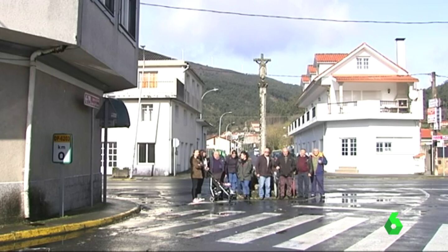Vecinos de O Cruceiro de Roo 