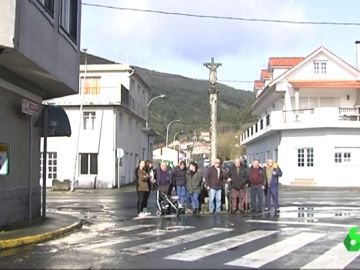 Vecinos de O Cruceiro de Roo Vecinos de O Cruceiro de Roo