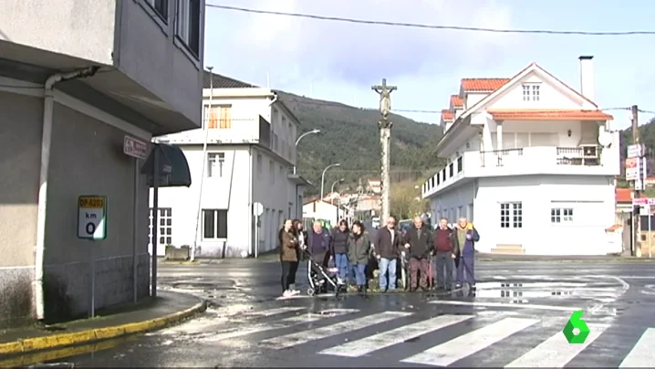 Vecinos de O Cruceiro de Roo Vecinos de O Cruceiro de Roo