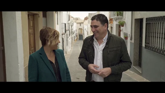 Cristina Pardo y el alcalde de Albachez de Málaga Cristina Pardo y el alcalde de Albachez de Málaga