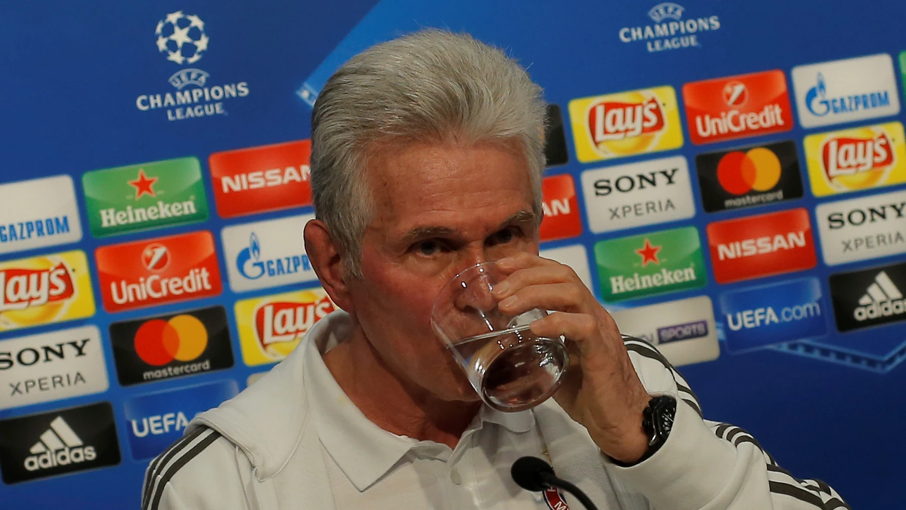 Heynckes, durante la rueda de prensa