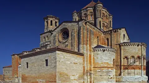 La Colegiata. Toro Monumentalia: Un paseo por la historia