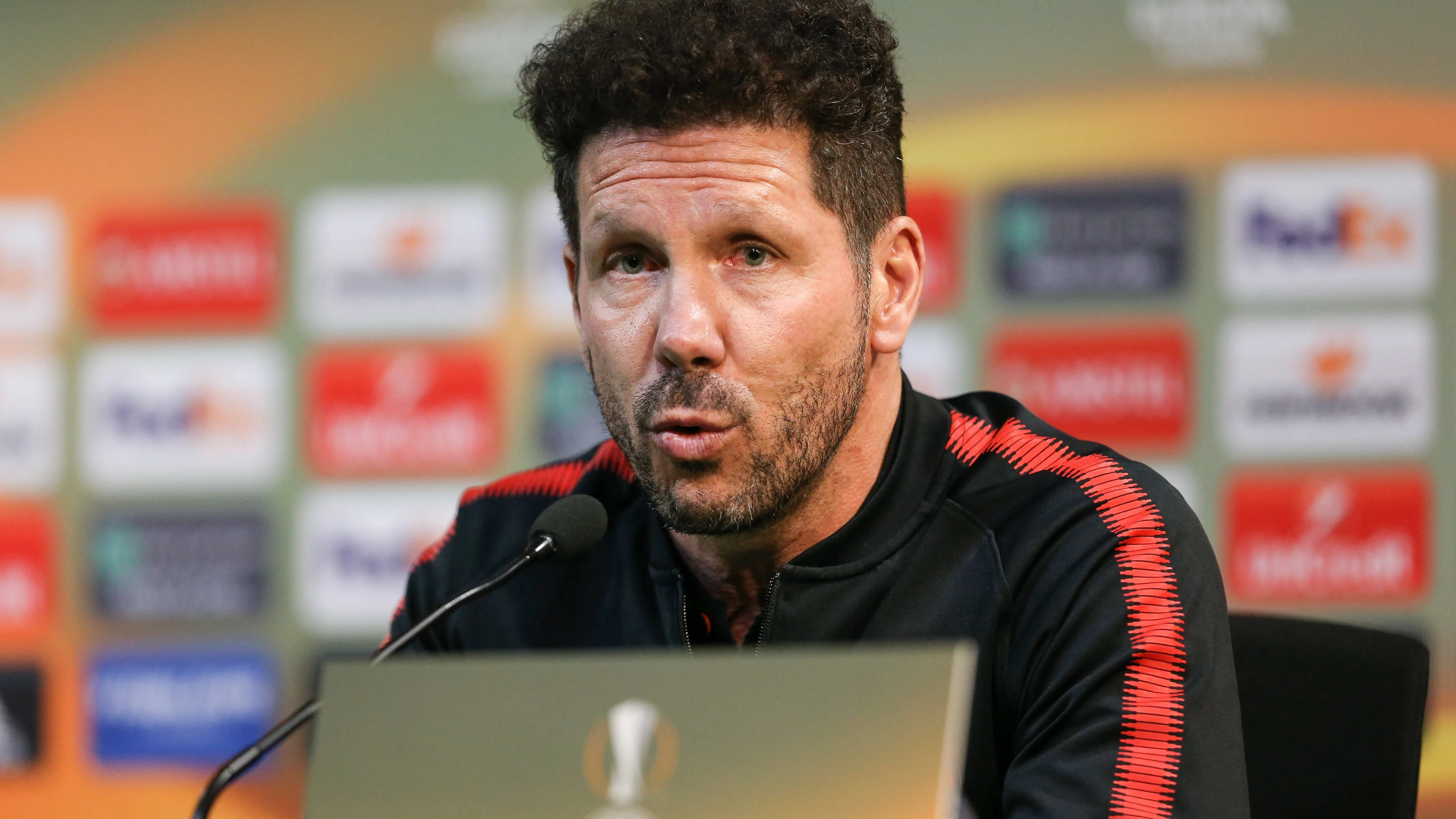 Simeone, en rueda de prensa en Lisboa