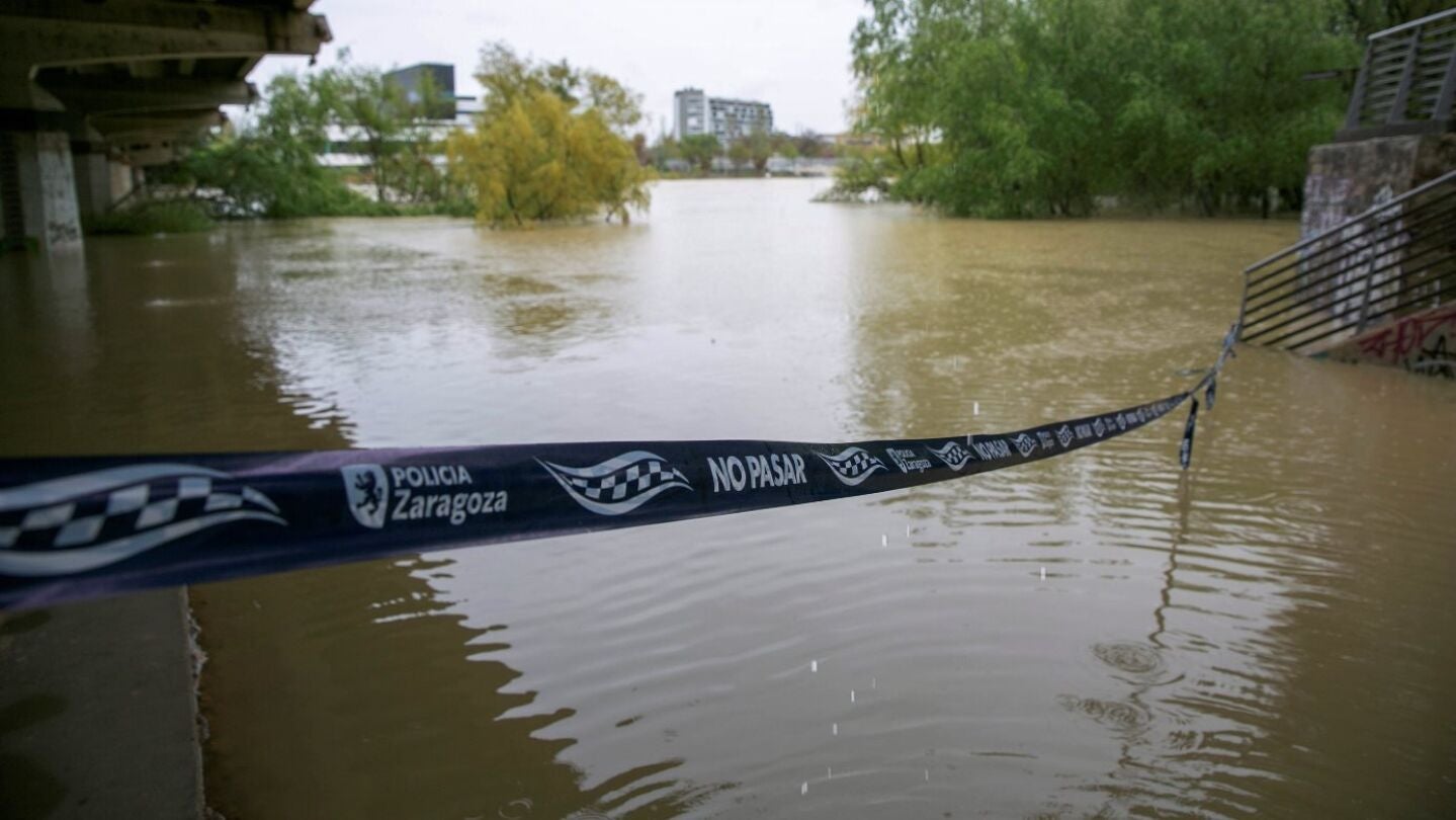 Imagen del r&iacute;o Ebro a su paso por la ciudad de Zaragoza