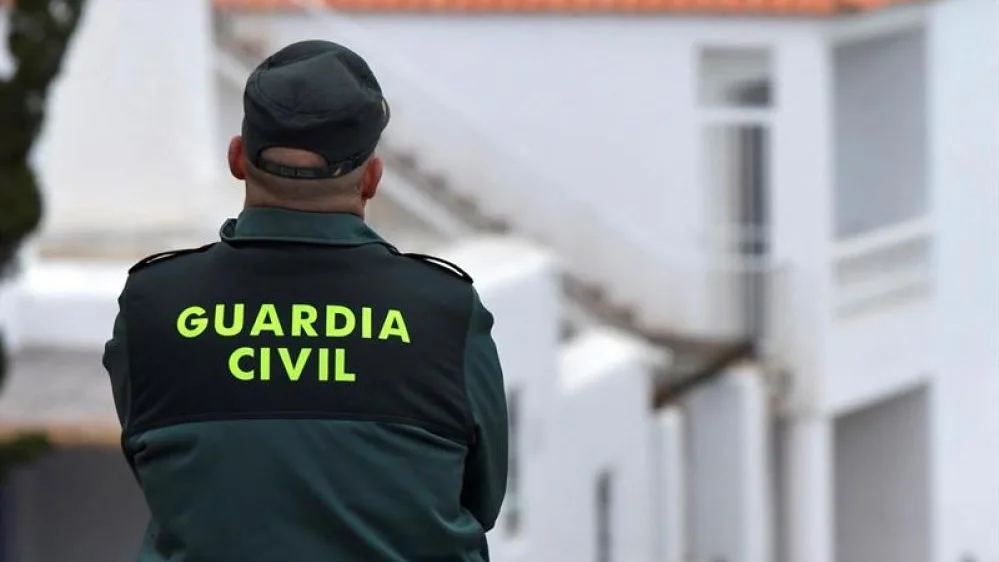 Imagen de archivo un agente de la Guardia Civil (Archivo)