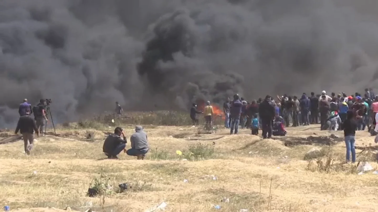 Un muerto y casi 200 heridos en el tercer viernes de protestas en Gaza Un muerto y casi 200 heridos en el tercer viernes de protestas en Gaza