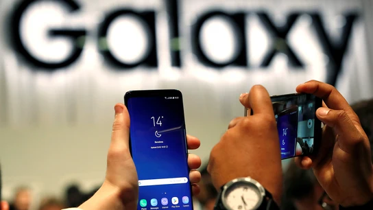 Un modelo de smartphone de Samsung Un modelo de smartphone de Samsung