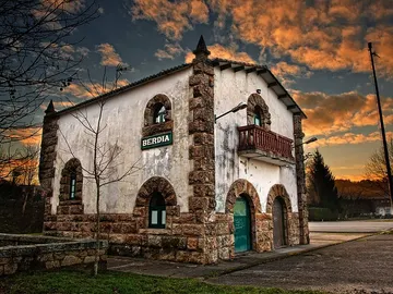 Estaciones de tren enigmáticas Estaciones de tren enigmáticas