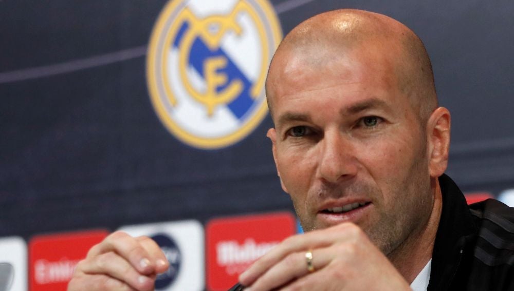 Zinedine Zidane, en rueda de prensa