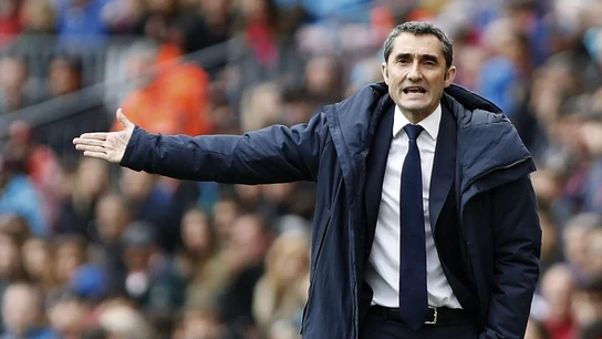 Valverde, en la banda del Camp Nou Valverde, en la banda del Camp Nou