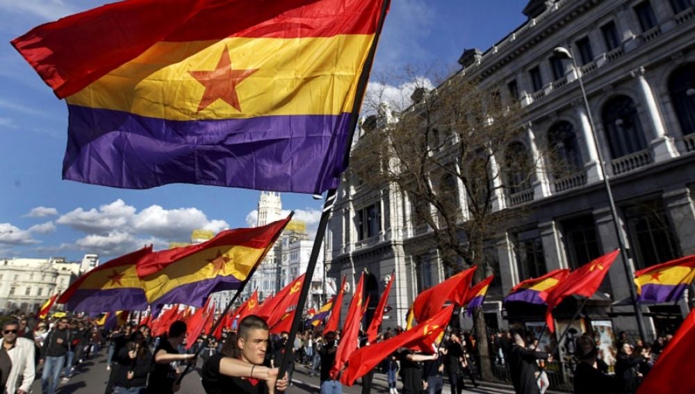 Manifestación en Madrid por la República, la libertad de expresión y la  autodeterminación de los pueblos