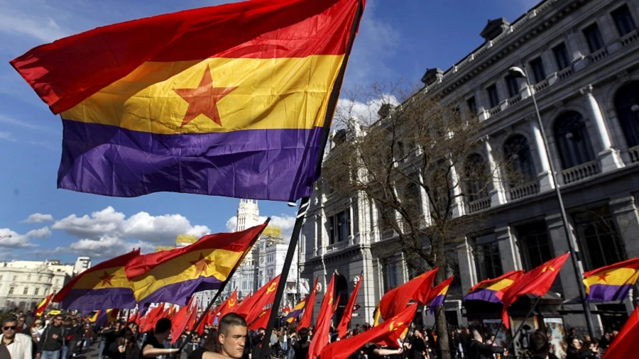 Manifestación en Madrid por la Segunda República