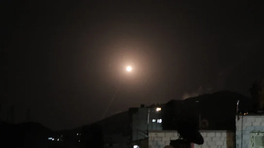 Uno de los misiles lanzados por EEUU, Reino Unido y Francia sobre Siria Uno de los misiles lanzados por EEUU, Reino Unido y Francia sobre Siria